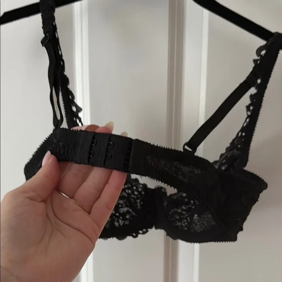 VS Bra Bundle - Picture 6 of 12